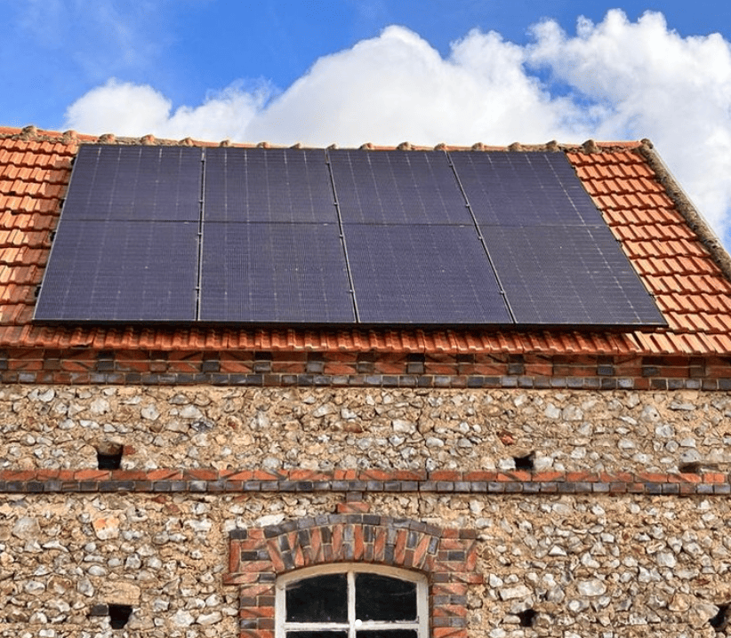 Installation de panneaux photovoltaïques